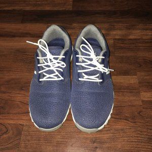 New Balance Women's Minimus Sl Breathable Spikeless Comfort, Navy, Size 7